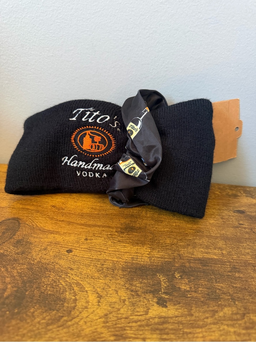 Tito’s Handmade Vodka Beanie Hat & Scrunchie Set NWT Austin Texas Promo Logo